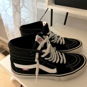Men’s vans. Size 9